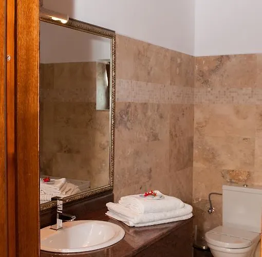 Complex Adal Chalé *