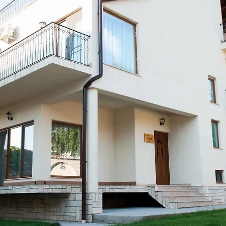 Complex Adal Chalet *