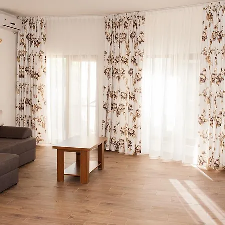 Шале Complex Adal